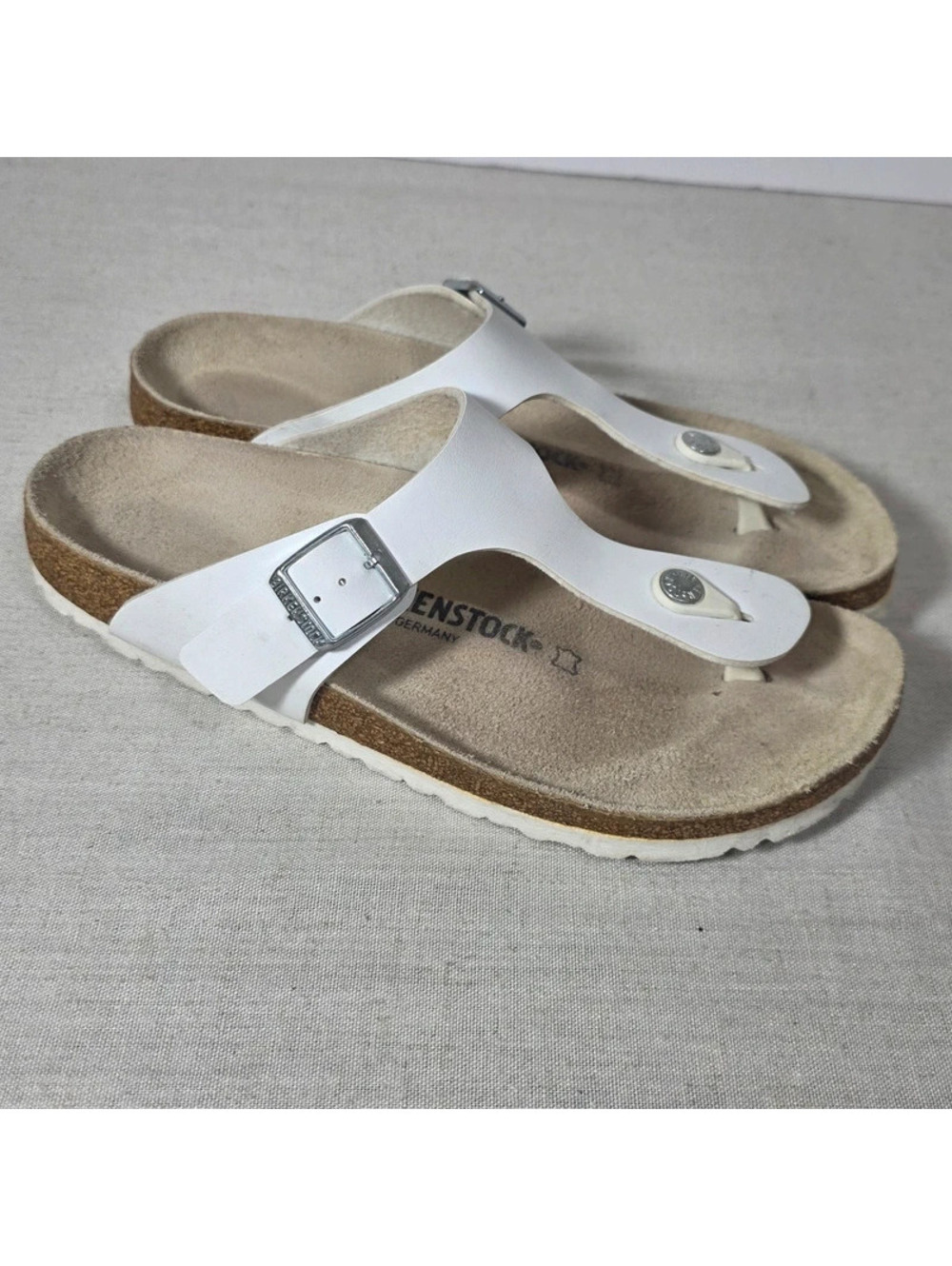 Birkenstock White Gizeh Birko-Flor Size 41 US 10 Toe Thong Cork Buckle Sandal